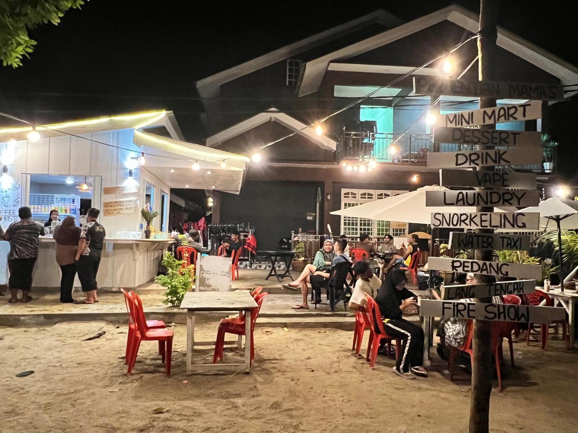 Hotel Perhentian Mama'S Kampong Pasir Hantu Exterior foto