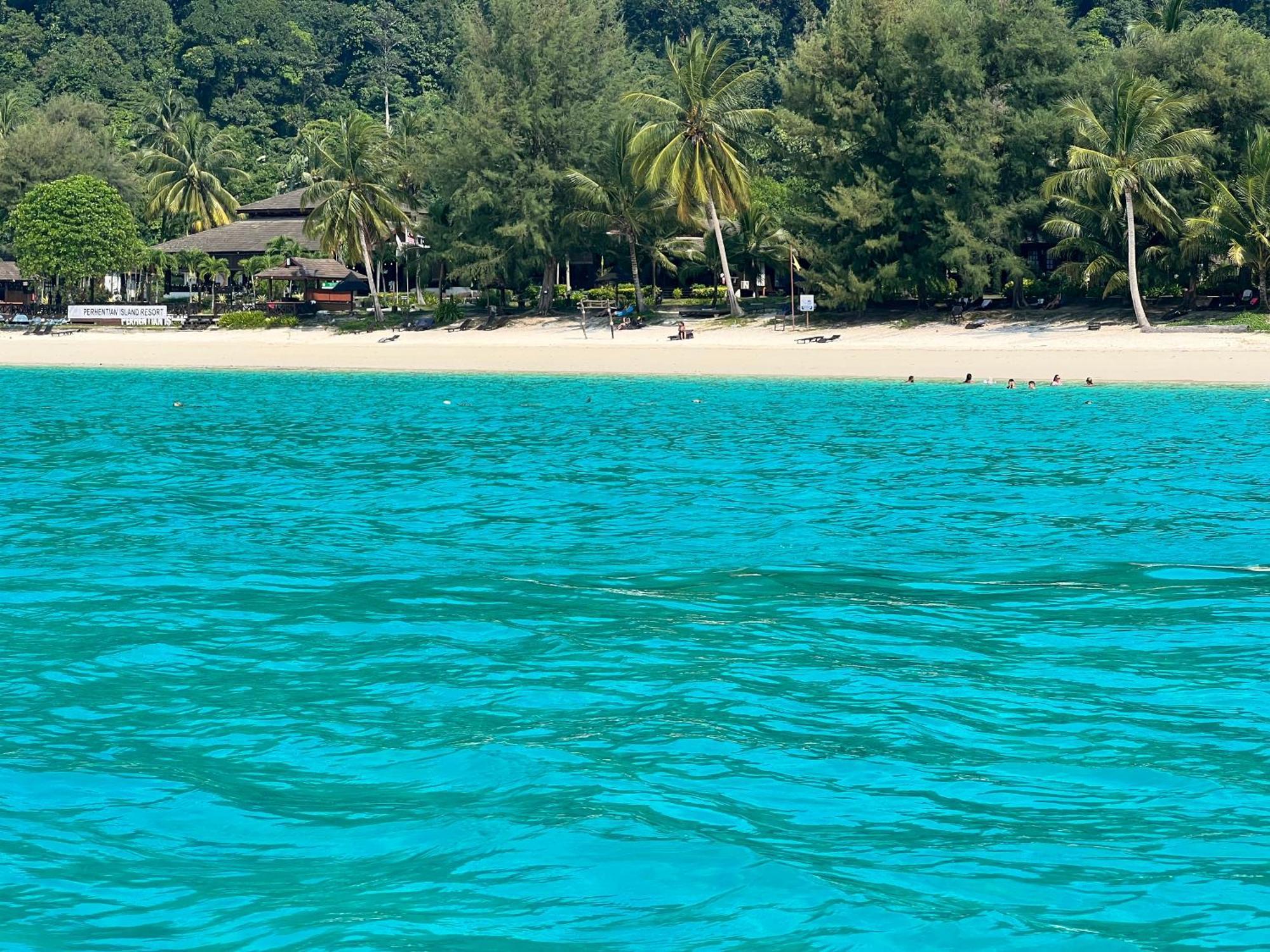 Hotel Perhentian Mama'S Kampong Pasir Hantu Exterior foto