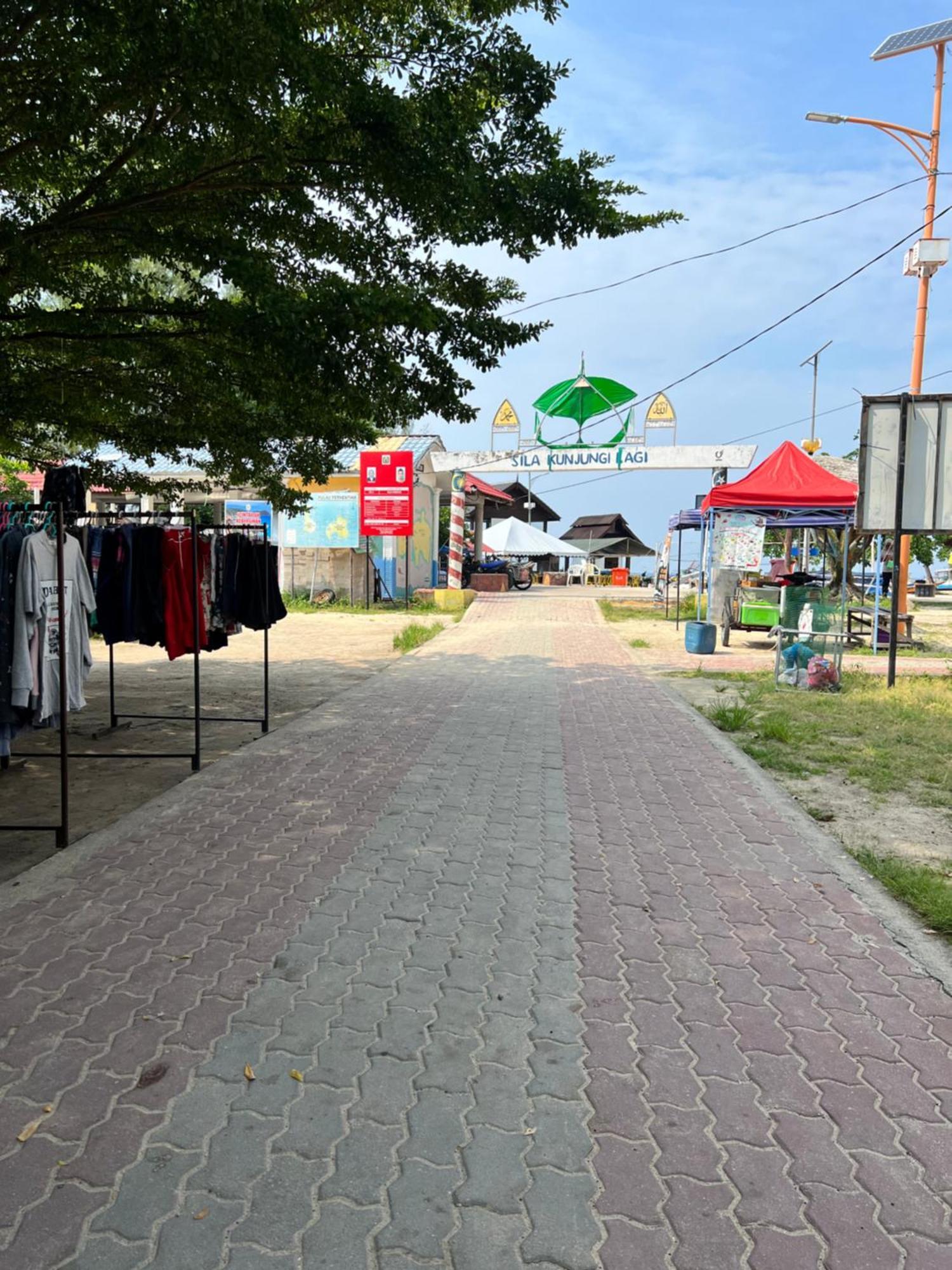 Hotel Perhentian Mama'S Kampong Pasir Hantu Exterior foto