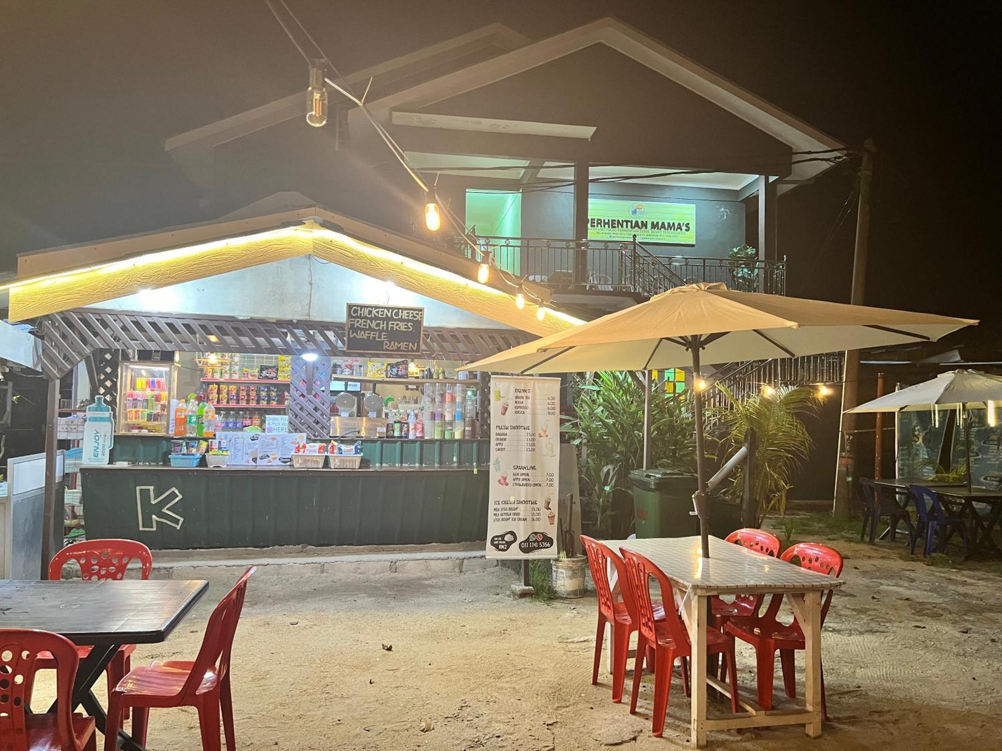 Hotel Perhentian Mama'S Kampong Pasir Hantu Exterior foto