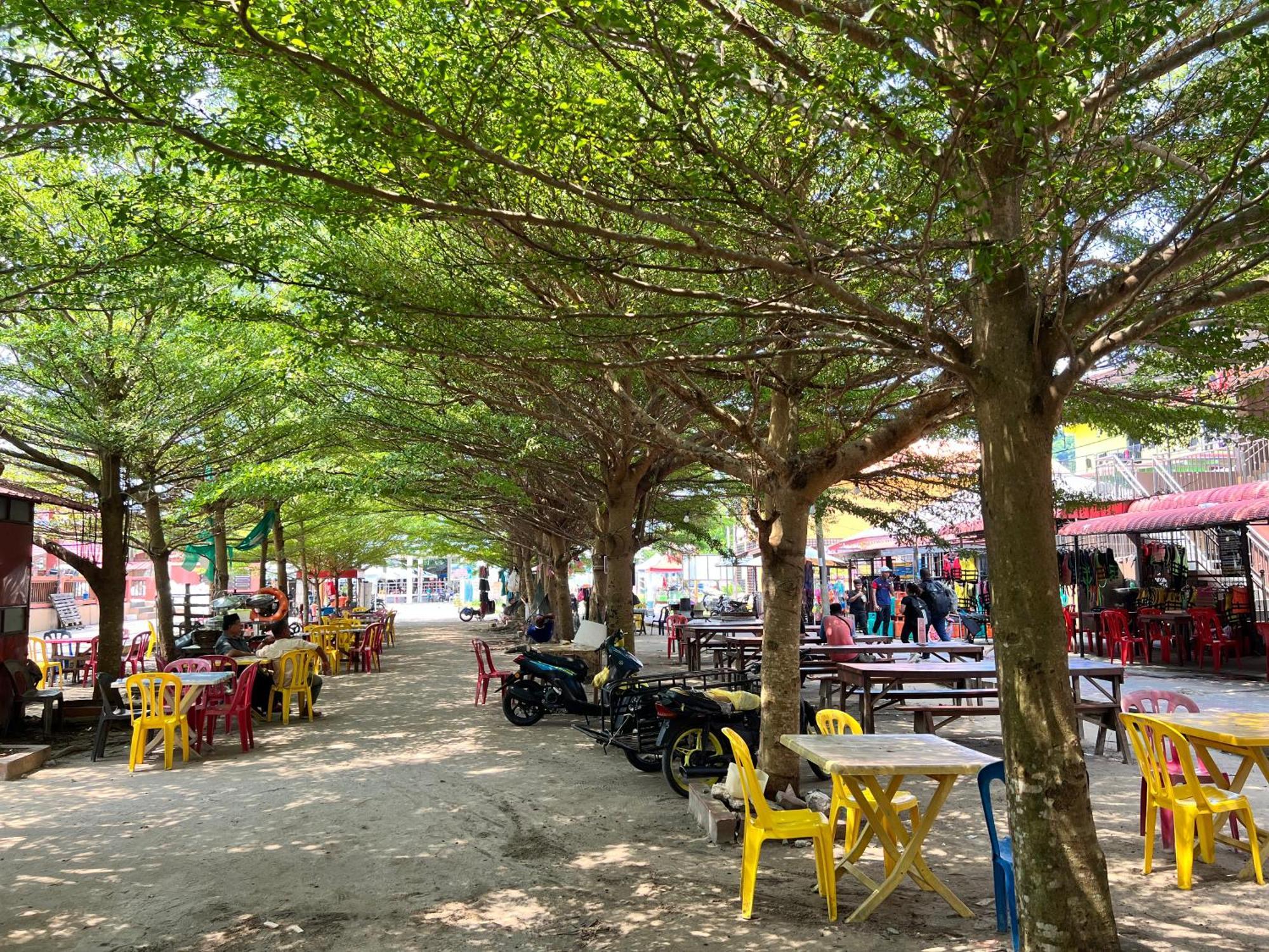 Hotel Perhentian Mama'S Kampong Pasir Hantu Exterior foto