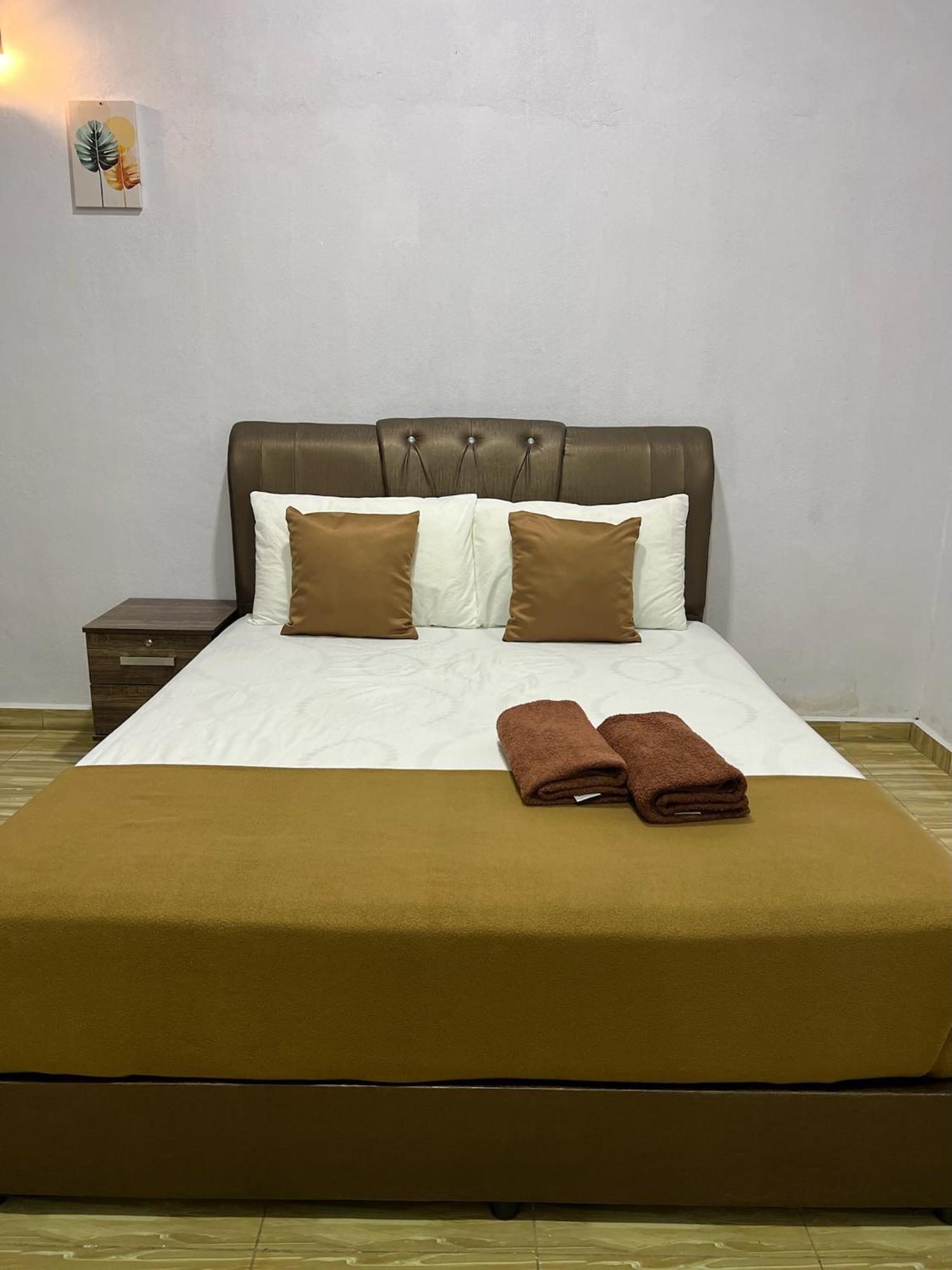 Hotel Perhentian Mama'S Kampong Pasir Hantu Exterior foto